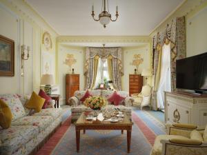 The Ritz London - Good To Know