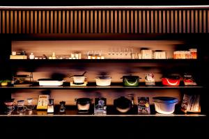 15 PIECES - Overview of 20 PIECES