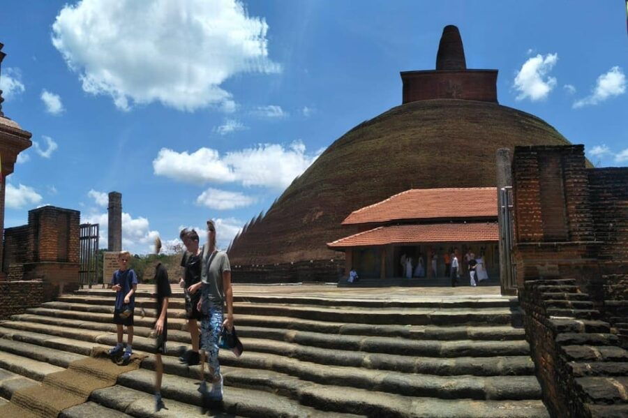 3. Anuradhapura Ancient City Guided Day Tour From Kandy