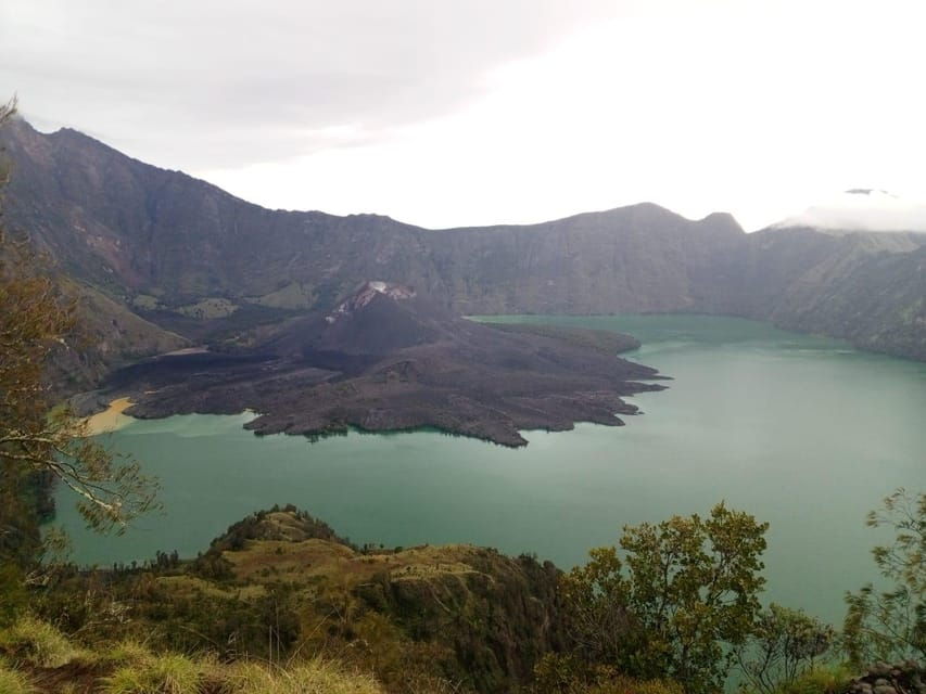 4 Day / 3 Night Summit Full Mount Rinjani