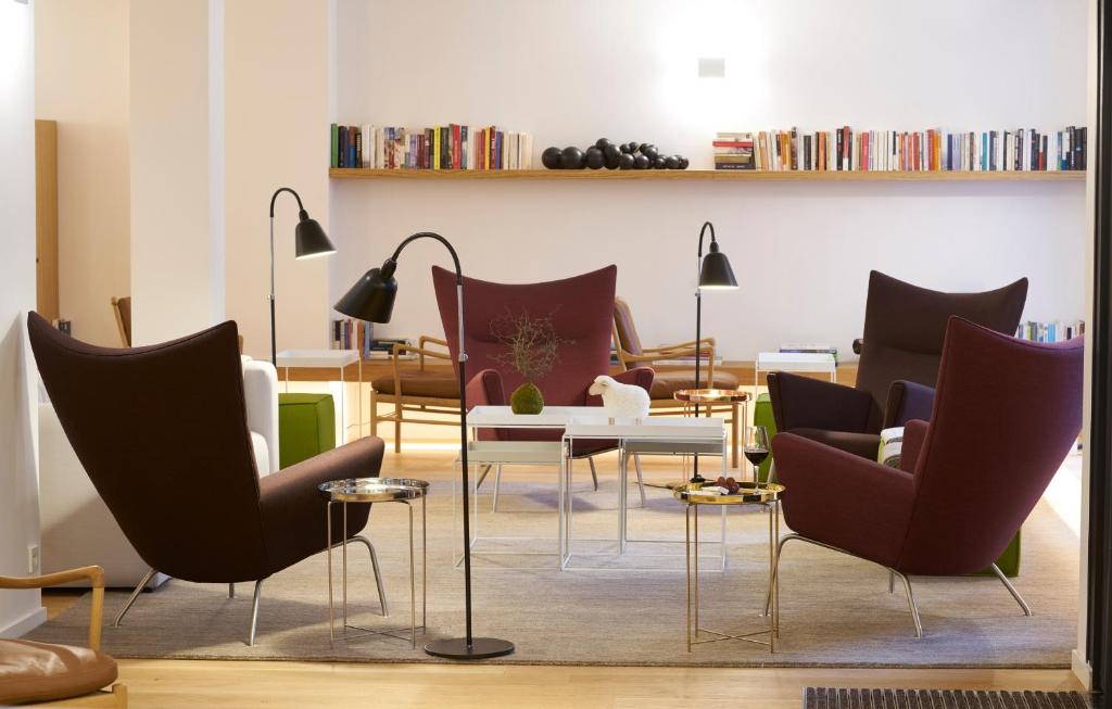 9Hotel Republique - Overview of 9Hotel Republique