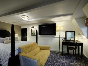 Abbey Hotel Bath, a Tribute Portfolio Hotel - Exploring the Hotels History and Character