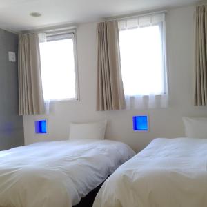 Across Omoromachi Naha Review