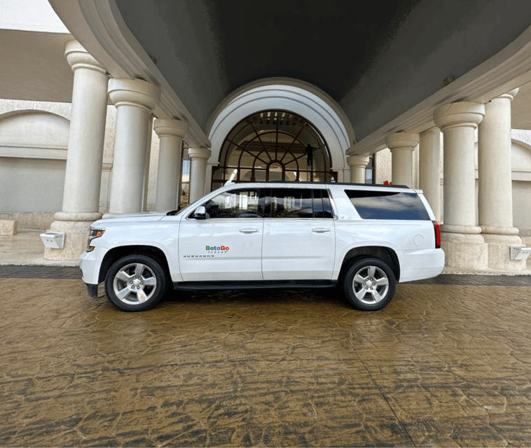 Akumal: From/To Cancun Airport Private Transfers