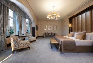 Aldwark Manor Estate - Location and Accessibility