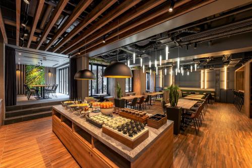 AMANEK Hotel Shinjuku Kabukicho - Hotel Overview