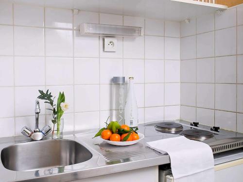 Aparthotel Adagio Access Paris Maisons-Alfort - Location and Accessibility