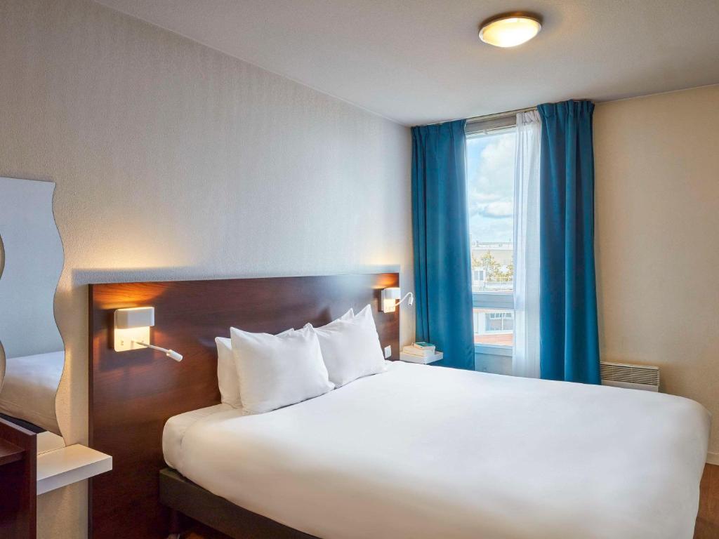 Aparthotel Adagio Access Paris Saint-Denis Pleyel - Location and Nearby Attractions