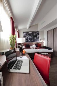 Aparthotel Adagio Aix-en-Provence Centre - Location and Access