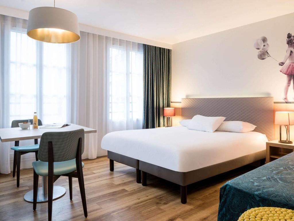 Aparthotel Adagio Paris Montmartre - Overview and Location