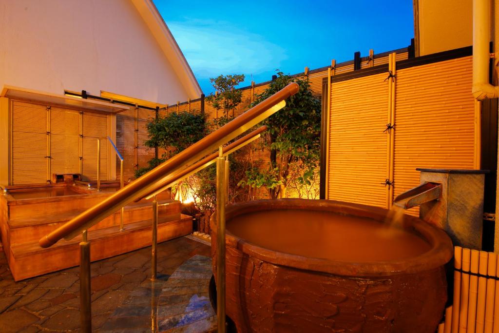 Arima Hot Spring Ryokan Hanamusubi Review