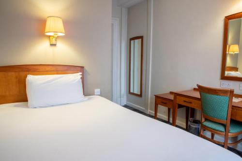 Arnos Manor Hotel - Overview