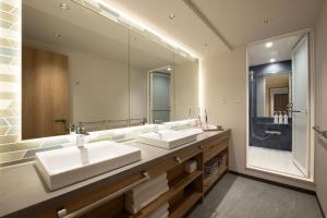 Art Hotel Osaka Bay Tower - Guest Reviews and Ratings