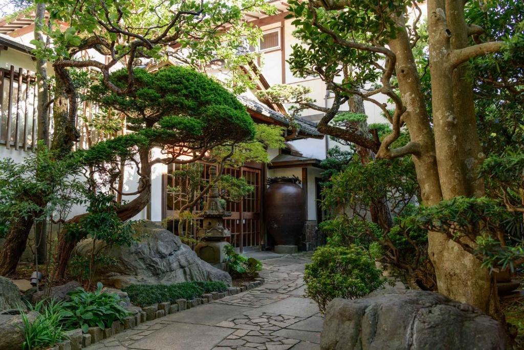 Atami Onsen Sakuraya Ryokan Review