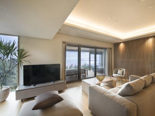 Atami Sekaie - Overview and Location