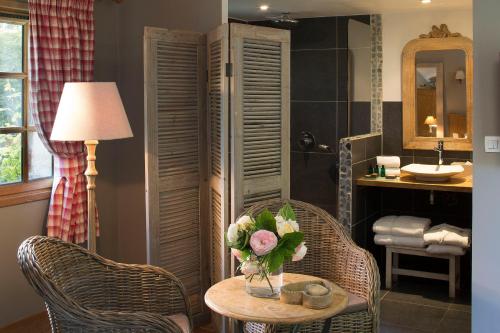 Auberge De La Source - Charming Hotel, Saint-Siméon Collection - Hotel Overview