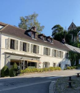 Auberge Du Chasseur - Hotel Overview