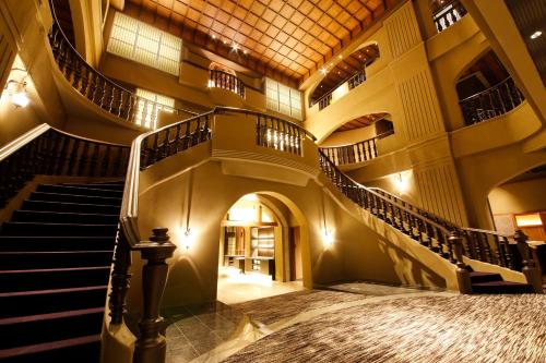 Awaji Hamarikyu Review - Property Overview and Location