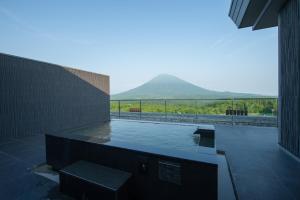 Aya Niseko - Onsite Facilities and Amenities