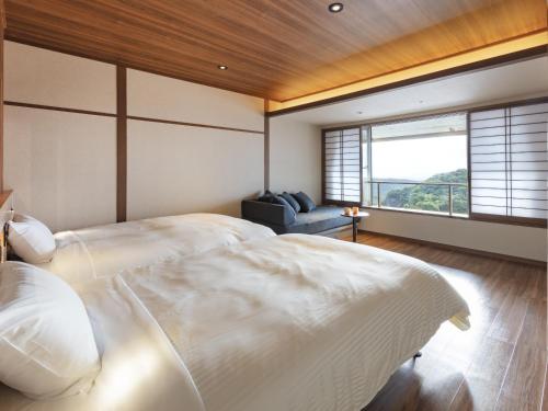 Azumakan - Overview and Location