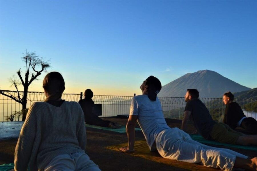 Bali: Mount Batur Jeep Sunrise and Yoga Healing