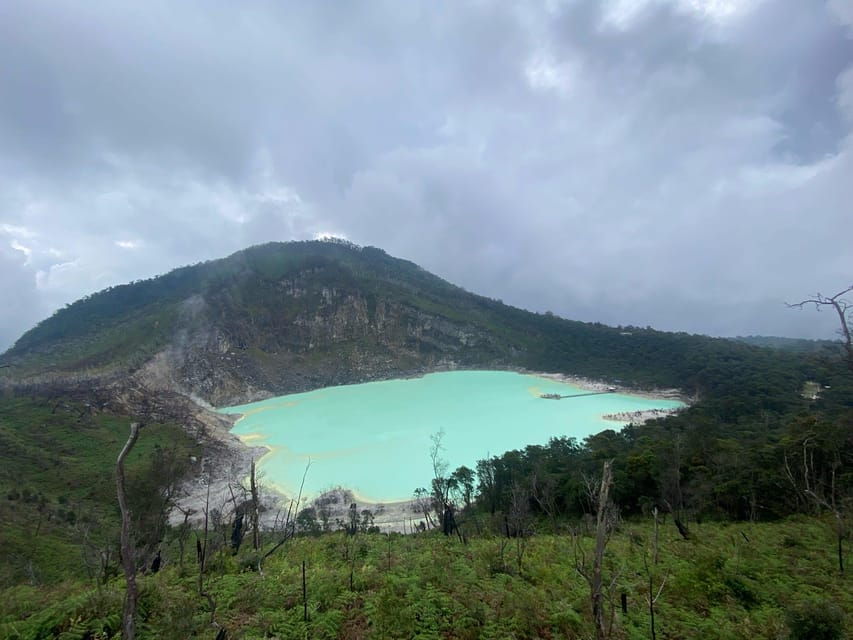 Bandung: Volcano, Hot Spring, Mud Bath & Tea Plantation