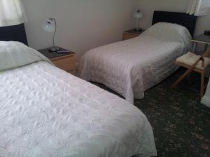 Beachcomber Hotel - Facilities and Services