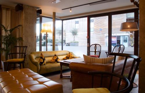 Bermondsey Square Hotel - A Bespoke Hotel - Hotel Overview and Location