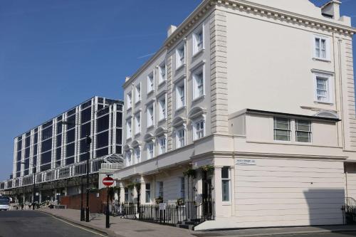 Best Western Buckingham Palace Rd - Hotel Overview