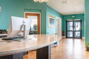 Best Western Carlton Hotel - Hotel Overview