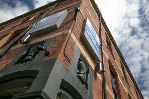 Best Western Hotel 99 - Hotel Overview and Location