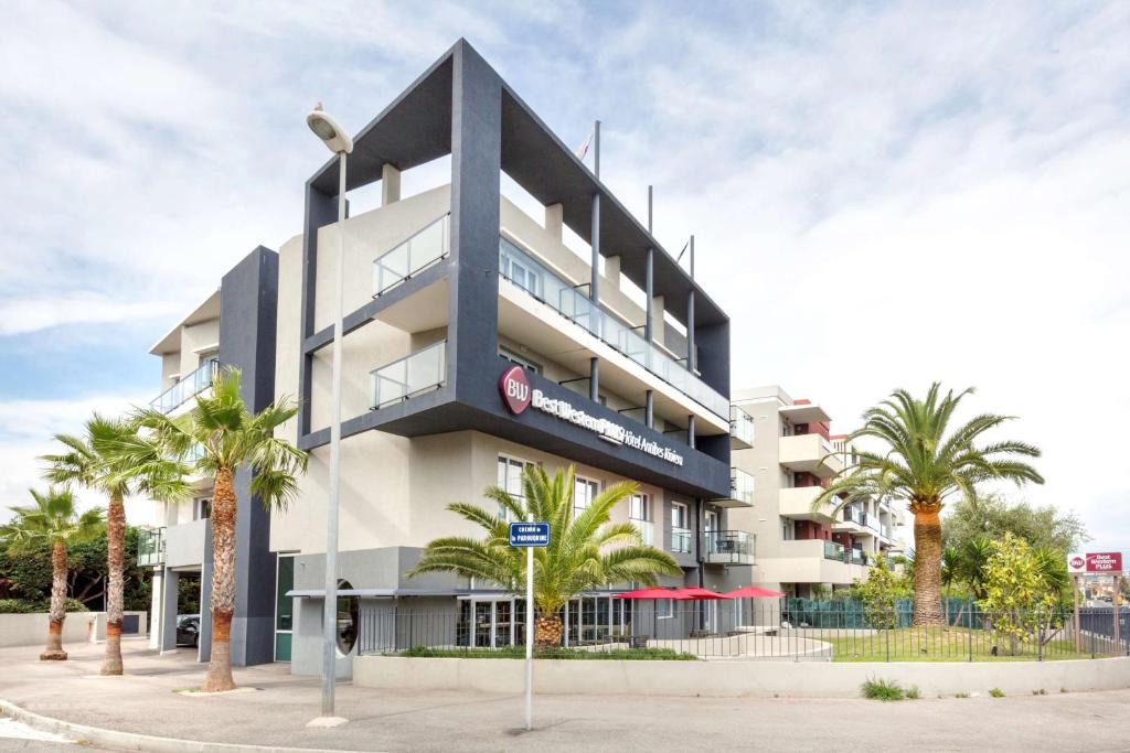 Best Western Plus Antibes Riviera - Location and Accessibility