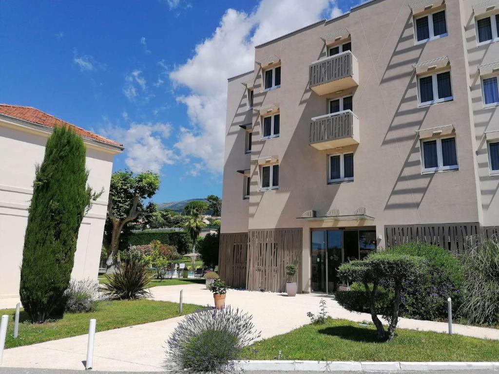 Best Western PLUS Elixir Grasse - Overview of the Hotel