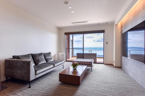 Bettei Amafuru Oka - Hotel Location and Accessibility