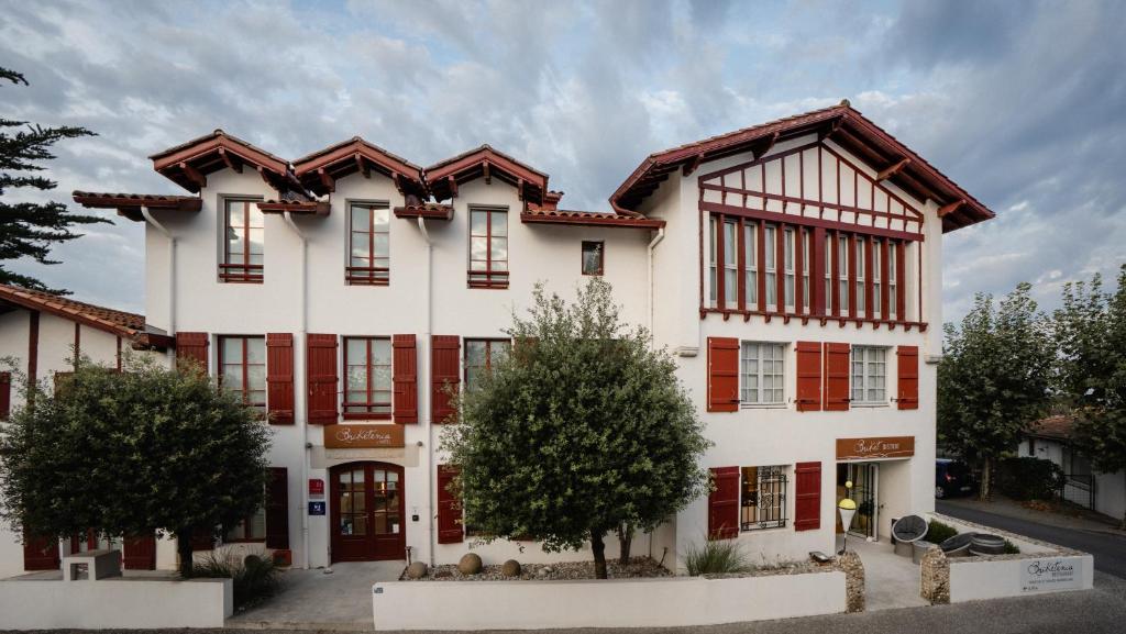 Briketenia Hotel - Hotel Overview