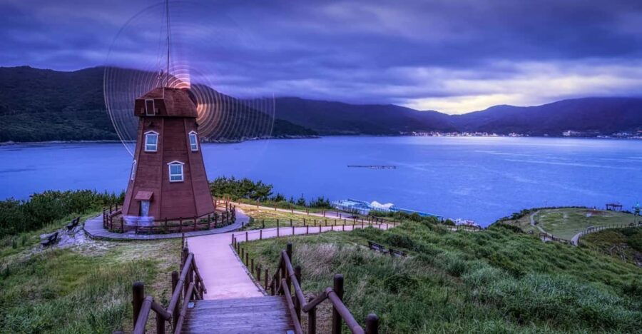 Busan to Geoje: Seascapes & Windy Hills Tour