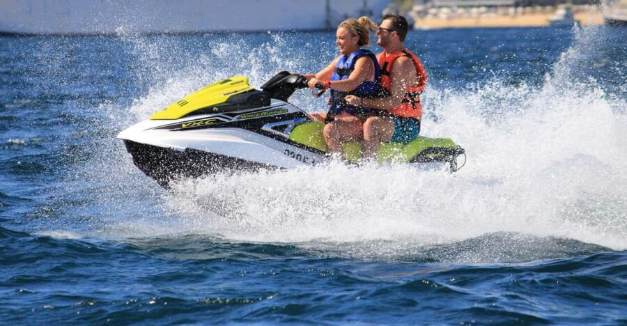 Cabo San Lucas Bay: Guided Jet Ski 30 Minutes Rental - Activity Overview