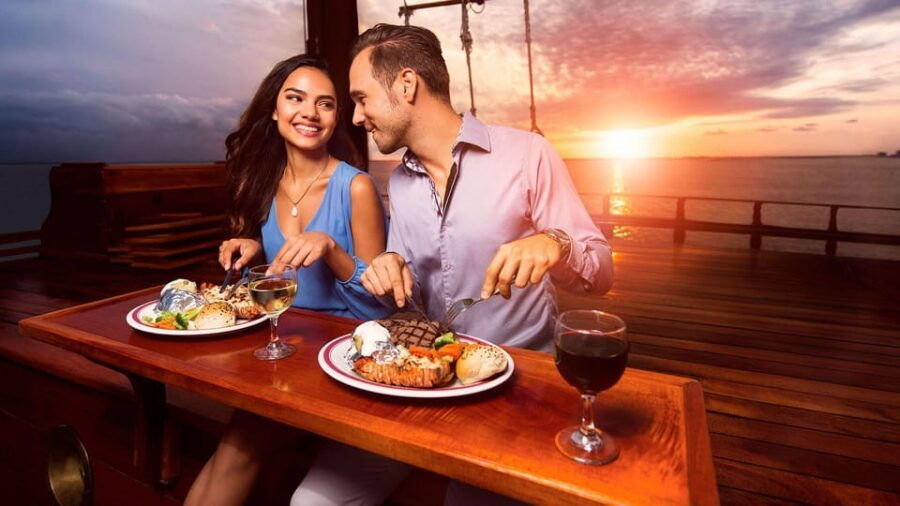 Cancun: Lobster Dinner Spanish Galleon Cruise!
