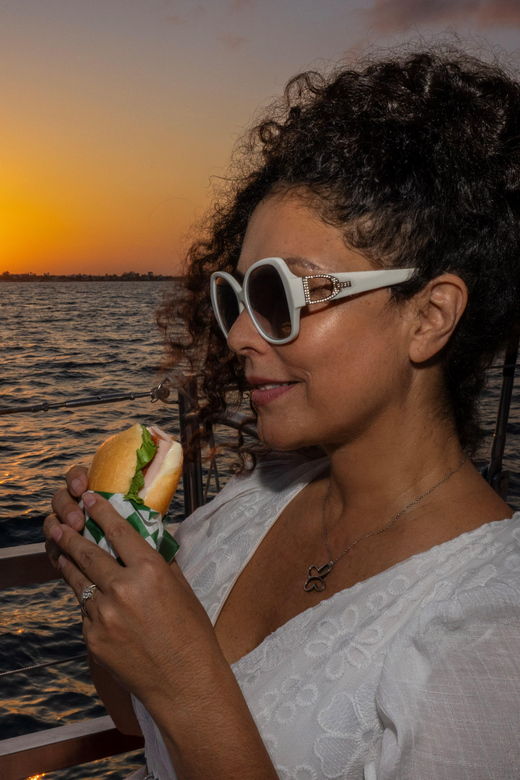 Cancun: Sunset Catamaran Tour Experience