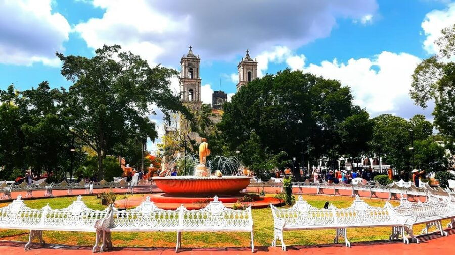 Cancun: Tour of Chichen Itza, Cenote, and Valladolid