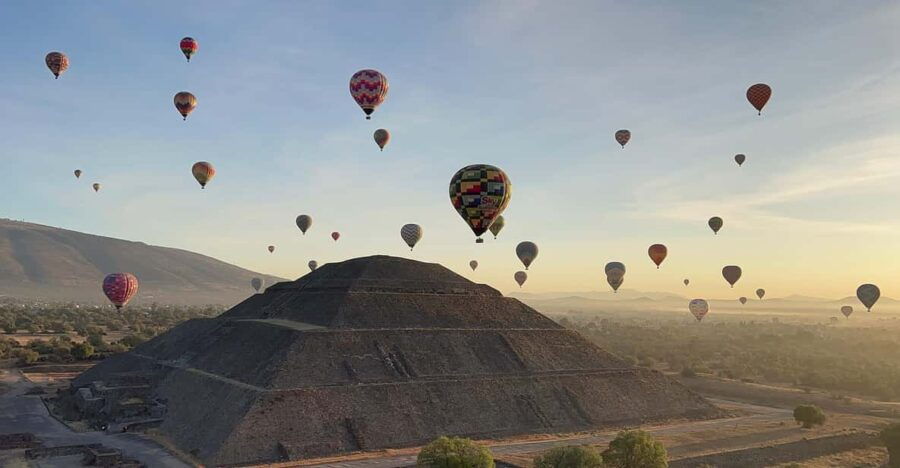 Cdmx Teotihuacan: Balloon Flight + Breakfast + Transportation