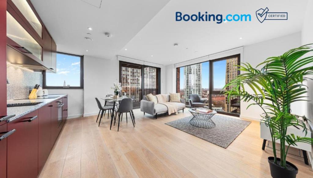 Central London New 2 Bedroom Flat Riverview Balcony - Property Overview