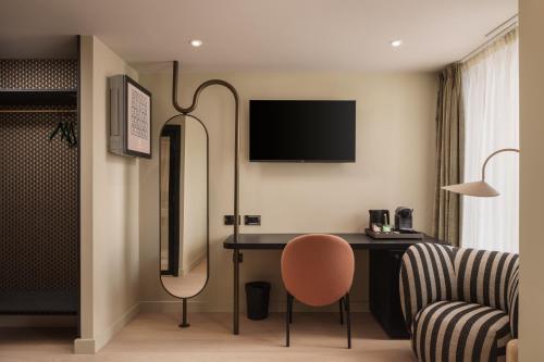 Central Park Hotel - Hotel Overview