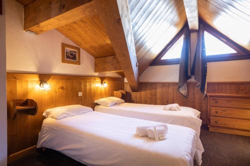 Chalet Des Neiges Hermine - Accommodation Options