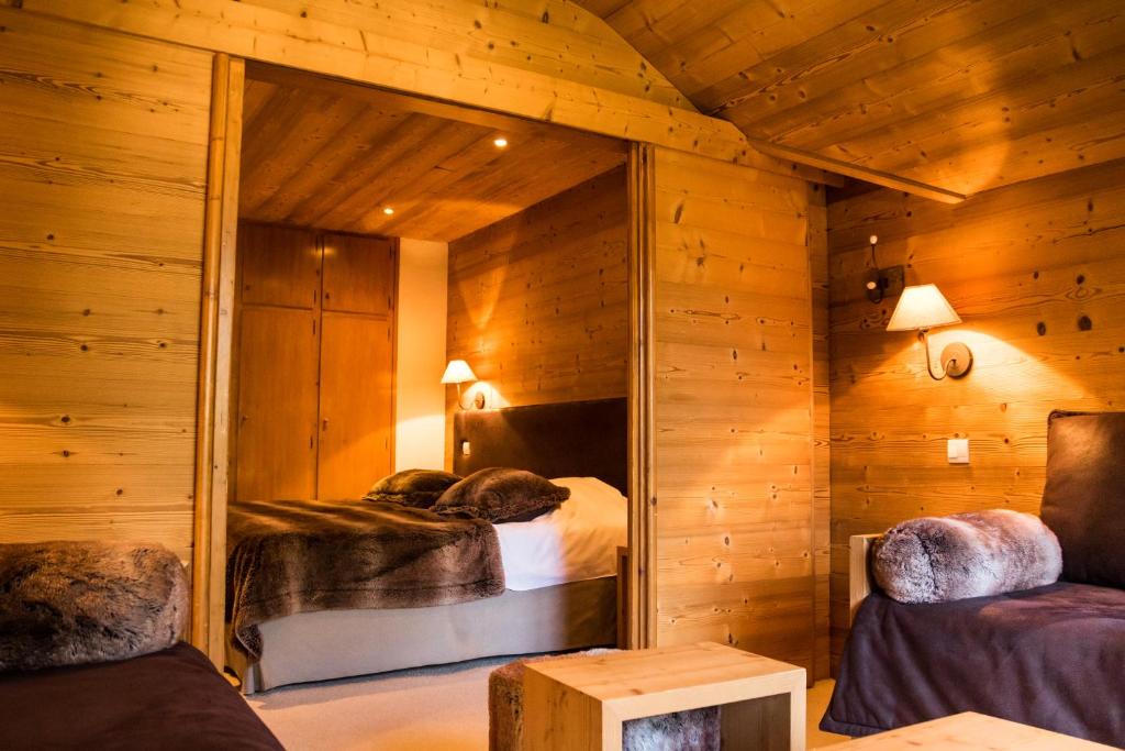 Chalet Hotel Les Airelles - Hotel Overview and Location