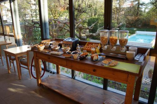 Charming Hotel The Edge of the Park - Hotel Overview