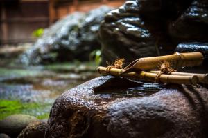 Charoku Bekkan - Dining Options