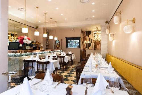 Chateaubriand Hotel - Hotel Overview