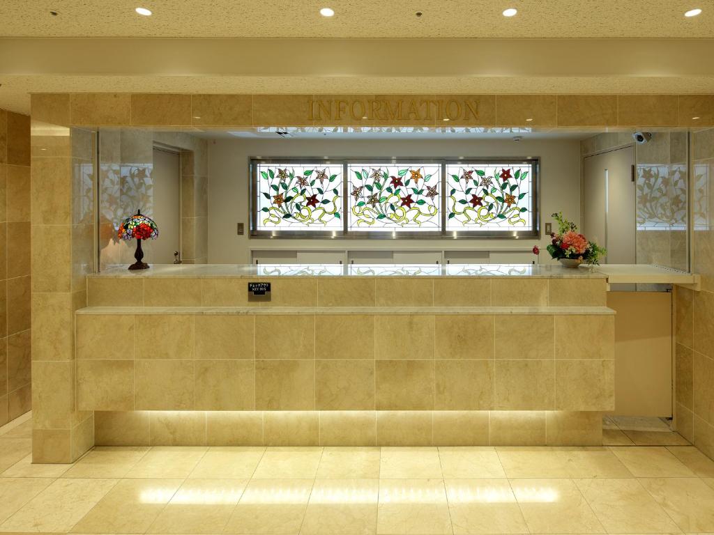 Check in Shijokarasuma - Hotel Overview
