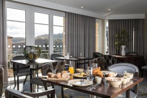 Clochemerle Inn, Private Spa & Gourmet Restaurant - Overview of Clochemerle Inn